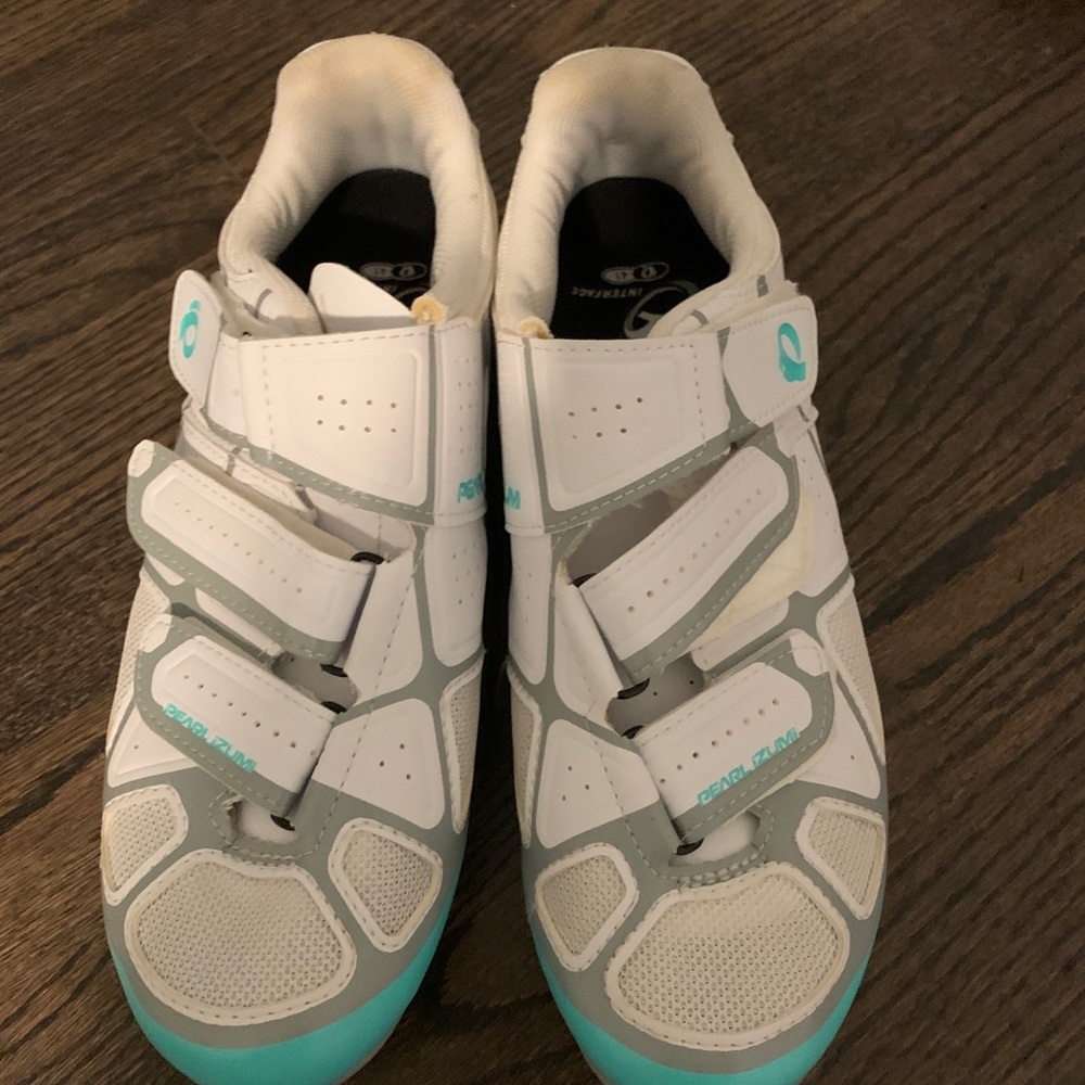 Pearl Izumi Womens Cycle Cleats
